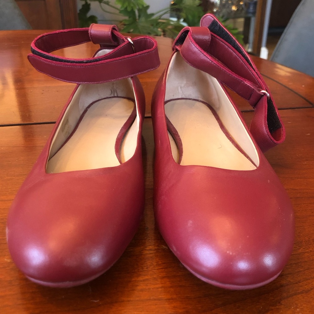 M. Gemi The Imperia Leather Ballet Flats Size 40.5/10 - Picture 8 of 15